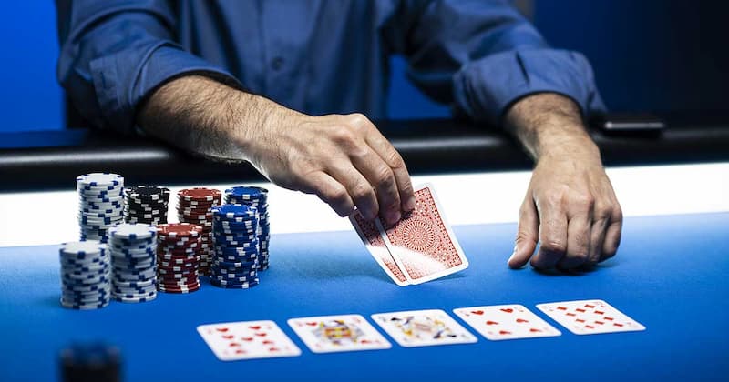 Poker SClub88: Chinh phục game bài đổi thưởng chiến thuật 3 Texas Hold'em
